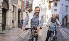 Faut-il partir à l'étranger pour sa retraite ? Comment faire ? Que se passe-t-il ? / iStock.com - Vesnaandjic