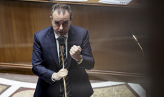 Sébastien Lecornu à Paris, le 24 mars 2026. ( AFP / STEPHANE DE SAKUTIN )