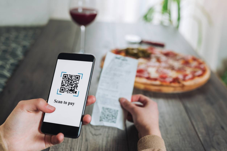 Fin des tickets restaurant papier-iStock-Jovanmandic