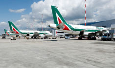 FEU VERT DE BRUXELLES POUR ITA, MAIS ALITALIA DOIT REMBOURSER 900 MILLIONS D'EUROS D'AIDES