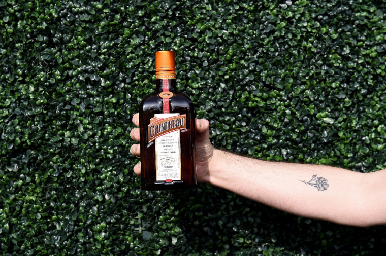 Rémy Cointreau détient notamment le cognac Rémy Martin et la liqueur Cointreau (illustration) ( GETTY IMAGES NORTH AMERICA / ILYA S. SAVENOK )