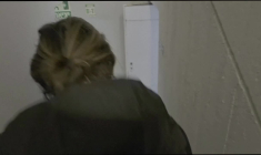 Des personnes se réfugient dans un hôtel à Tel-Aviv