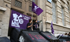 Le lycée César-Baldaccini bloqué à Marseille le 29 septembre 2026 ( AFP / Miguel MEDINA )