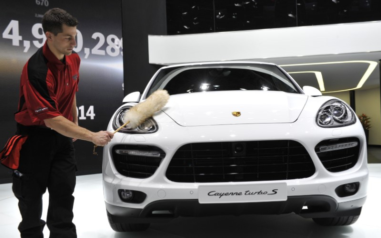 LES IMPORTATIONS DE PORSCHE CAYENNE DIESEL SUSPENDUES EN SUISSE