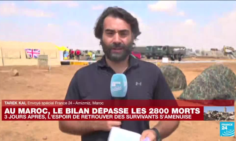 Séisme au Maroc : à Amizmiz, un camp de base pour les équipes de secouristes étrangers