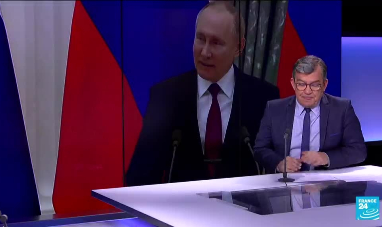 Poutine dit que Moscou exigera dès vendredi le paiement du gaz en roubles