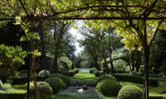 Vaucluse : la magnifique demeure provençale du couple Catroux est à vendre 10 millions d'euros