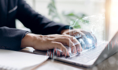 La déclaration de revenus par internet est obligatoire. (© Adosbestock)