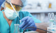 Abivax reste certes suspendu à la signature d'un accord de licence pour ABX464 et demeure dans une situation financière précaire, avec huit mois d'autonomie financière environ.(Crédits photo : Adobe Stock -  )