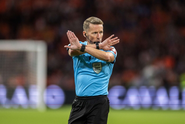 L’arbitre du prochain Clásico déjà dans le viseur du Real Madrid