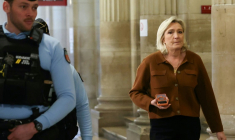 Marine Le Pen à la Cour d'appel de Paris, le 15 janvier 2026 ( AFP / Alain JOCARD )