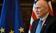 L'ambassadeur américain auprès de l'UE, Andrew Puzder, le 9 avril 2026 à Bruxelles ( AFP / Nicolas TUCAT )