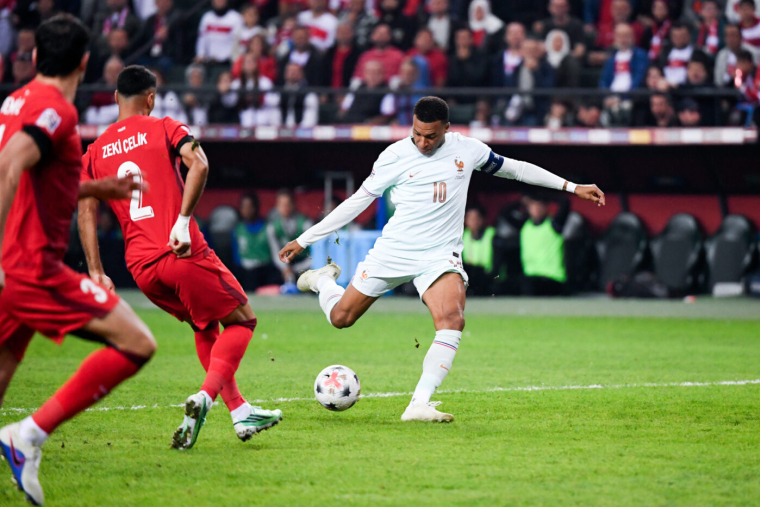 La France lance l’ère Zidane par une victoire en Turquie