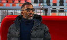 Le Stade rennais officialise son nouveau changement d’entraîneur