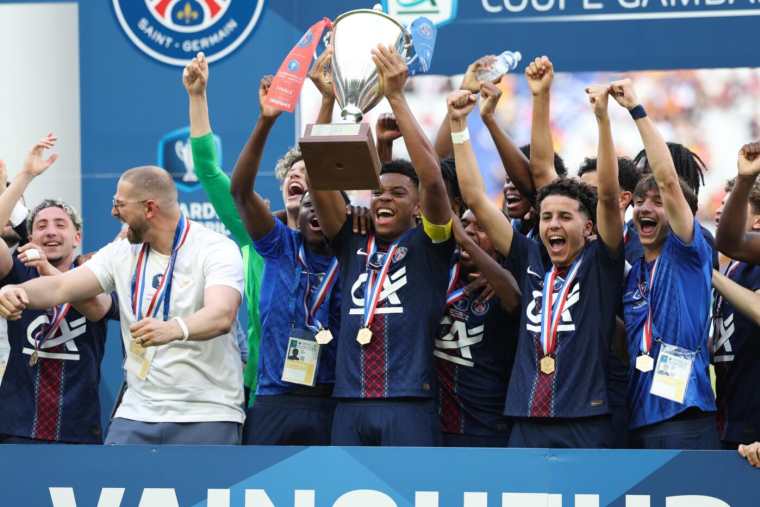 Encore un trophée pour le PSG
