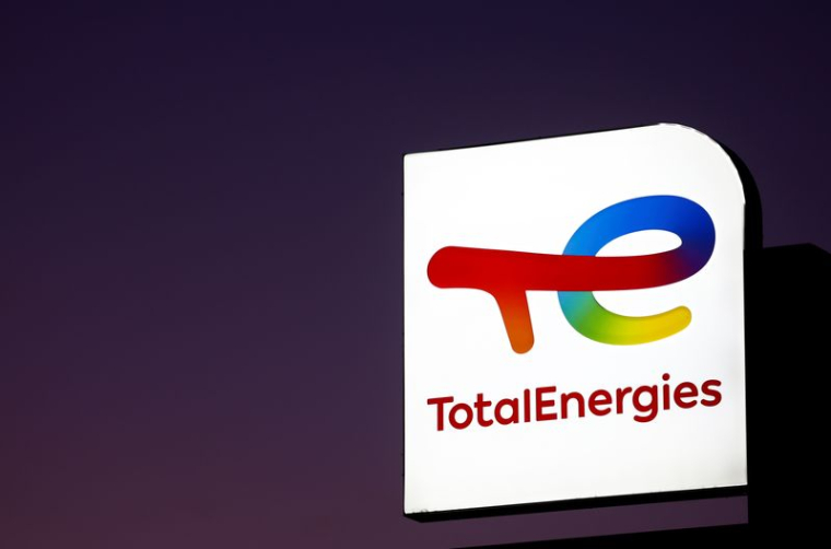 TOTALENERGIES RESTE EN RUSSIE MAIS NE DÉVELOPPERA PAS DE NOUVEAUX PROJETS