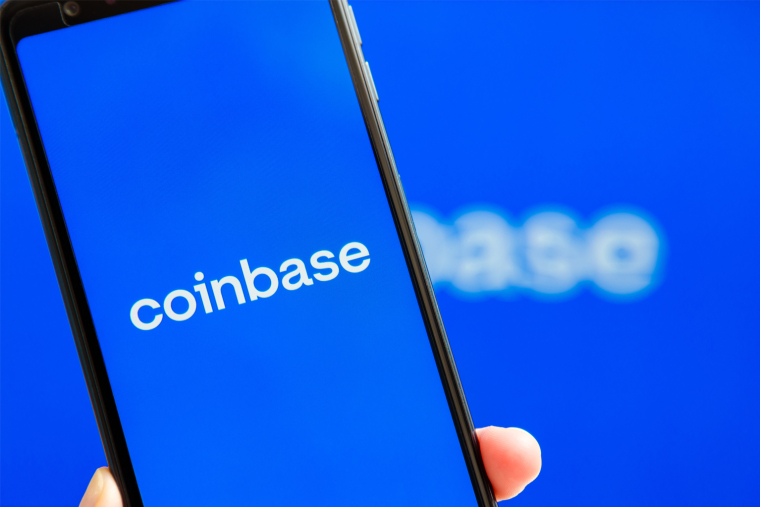 -75 % depuis le début de l’année : que faire de l’action Coinbase ? Crédit photo : Adobe Stock