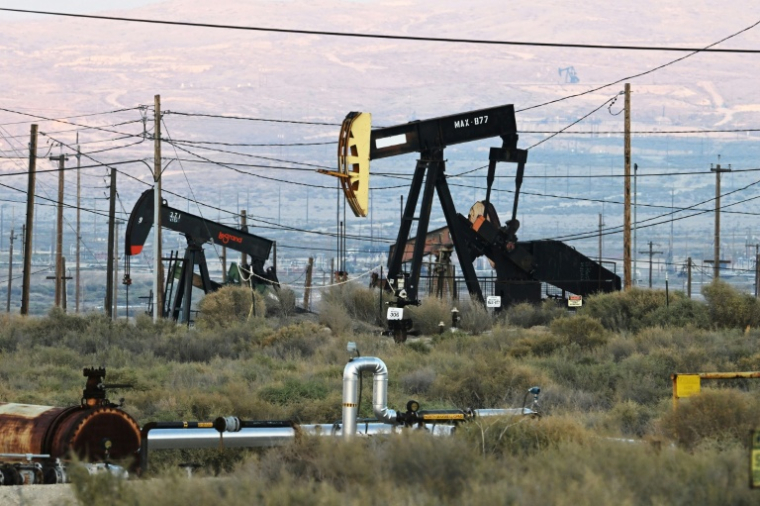 Le champ pétrolifère de Midway-Sunset, le plus grand de Californie, à Fellows, près de Taft, le 17 octobre 2025 ( AFP / Robyn Beck )
