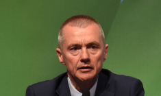 WALSH VA QUITTER LA DIRECTION D'IAG, PROPRIÉTAIRE DE BRITISH AIRWAYS