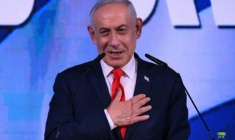 Le Premier ministre israélien Benjamin Netanyahu lors de la soirée électorale, après l'annonce des premiers sondages de sortie des urnes, le 28 octobre 2026 à Jérusalem ( AFP / Jewel SAMAD )