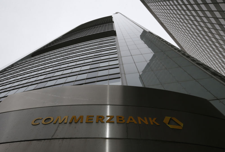 ING A APPROCHÉ COMMERZBANK EN VUE D'UNE FUSION