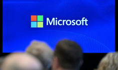 Dans trois mois, les policiers, magistrats ou agents publics dans le Land allemand de Schleswig-Holstein n'utiliseront plus d'applications développées par l'américain Microsoft. ( AFP / Nicolas TUCAT )