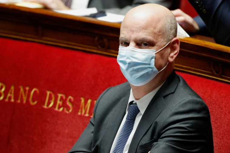 CORONAVIRUS: JEAN-MICHEL BLANQUER CAS CONTACT, SE PLACE À L'ISOLEMENT