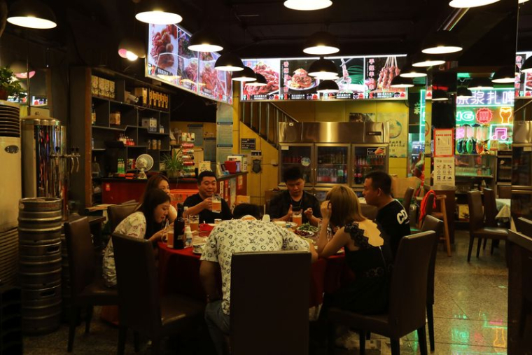 CHINE: L'ACTIVITÉ DU SECTEUR DES SERVICES FREINÉE PAR L'ÉPIDÉMIE DE CORONAVIRUS EN MARS, MONTRE UNE ENQUÊTE DE CAIXIN/MARKIT