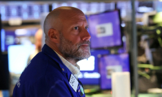 Un opérateur à la Bourse de New York le 15 septembre 2025 ( AFP / TIMOTHY A. CLARY )