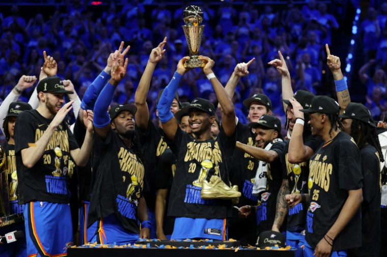Le Thunder d'Oklahoma City célèbre son premier titre NBA, le 22 juin 2025 sur son parquet ( GETTY IMAGES NORTH AMERICA / MATTHEW STOCKMAN )