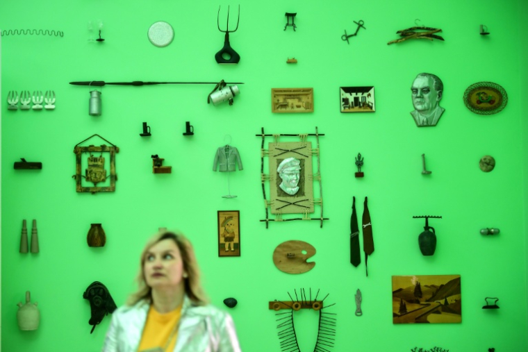"The Home Front" de l'artiste allemande Henrike Naumann à la Biennale de Venise le 5 mai 2026 ( AFP / MARCO BERTORELLO )