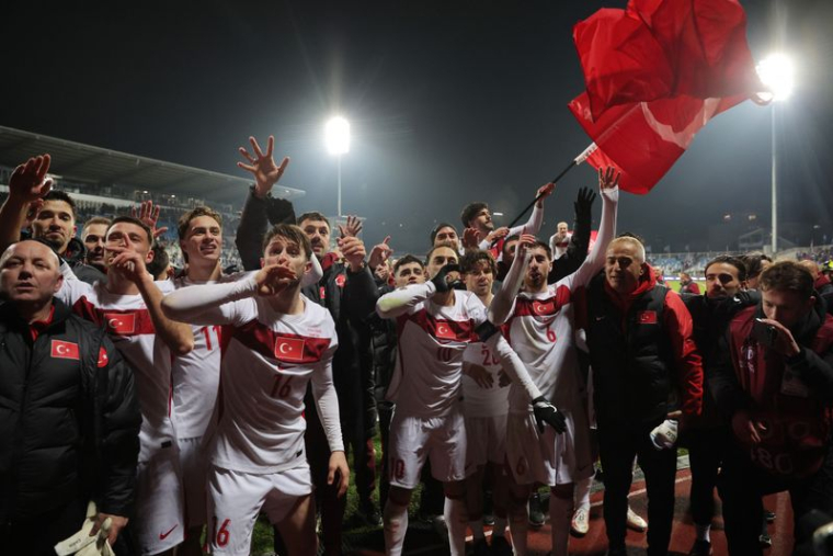 Coupe du Monde de la FIFA - Eliminatoires UEFA - Finales - Kosovo v Turquie