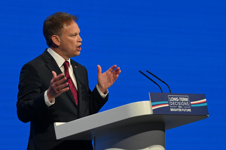 Grant Shapps, ministre britannique de la défense lors  de la journée d'ouverture de la conférence annuelle du Parti conservateur à Manchester, dans le nord de l'Angleterre, le 1er octobre 2023. ( AFP / JUSTIN TALLIS )