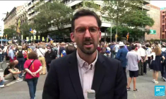 Des centaines d'indépendantistes manifestent contre l'arrestation de Carles Puigdemont