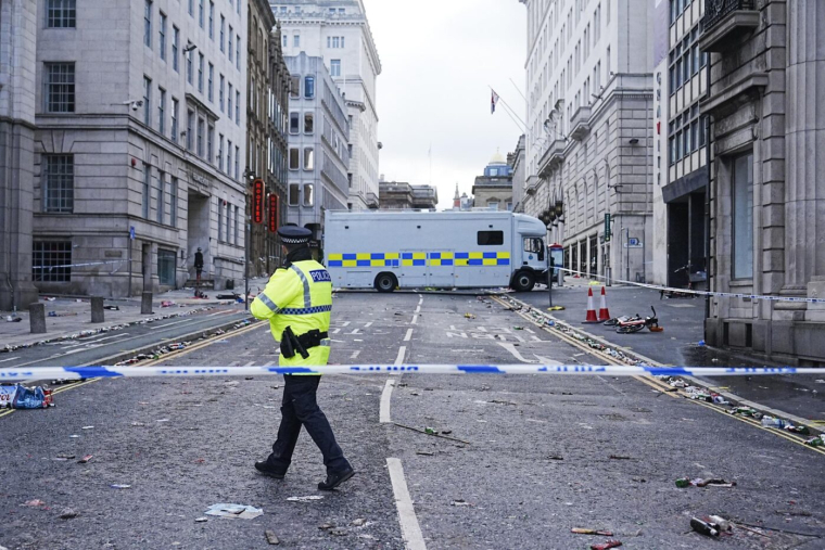 Le conducteur accusé d'avoir foncé sur les supporters de Liverpool plaide non-coupable