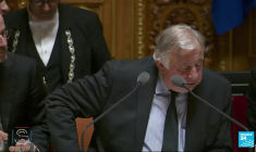 Retraites : l'article 7 adopté au Sénat, le texte sur le recul de l'âge de départ à 64 ans approuvé