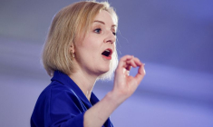 GRANDE-BRETAGNE: TRUSS ENVISAGE UNE BAISSE DE 5% DE LA TVA SI ELLE EST ÉLUE PREMIÈRE MINISTRE, SELON LA PRESSE