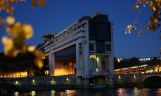 Le bâtiment du ministère français de l'Économie et des Finances à Paris