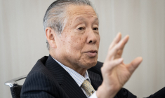 Tetsuro Higashi, président du conseil d'administration de Rapidus Corporation, à Tokyo, en mai 2024 ( AFP / YUICHI YAMAZAKI )