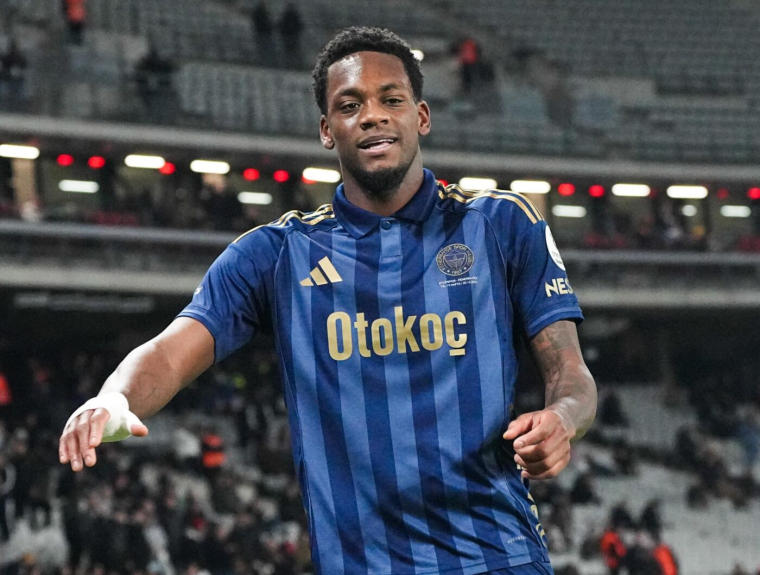 Jhon Durán devrait finir la saison en Russie