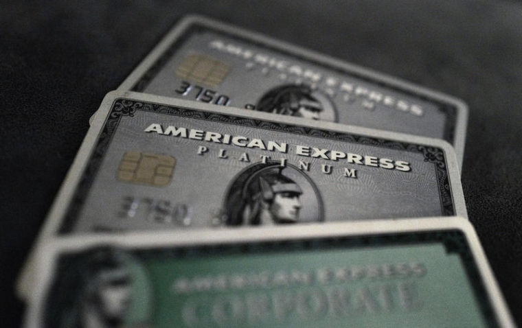 AMERICAN EXPRESS PLOMBÉ PAR SES COÛTS AU 4E TRIMESTRE