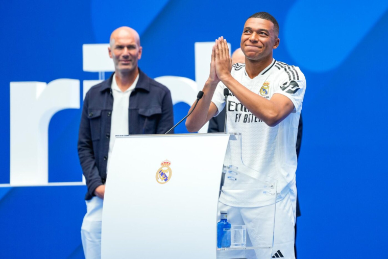 Mbappé ne veut pas se prononcer sur la possibilité de voir Zidane sur le banc des Bleus