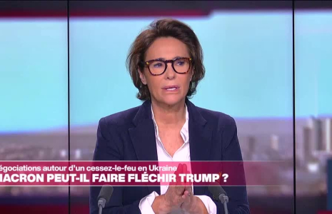 Guerre en Ukraine, tensions avec l'Algérie : Emmanuel Macron et le gouvernement mobilisés