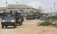 Les membres de l'Armée Nationale Somalienne retournent dans leurs casernes