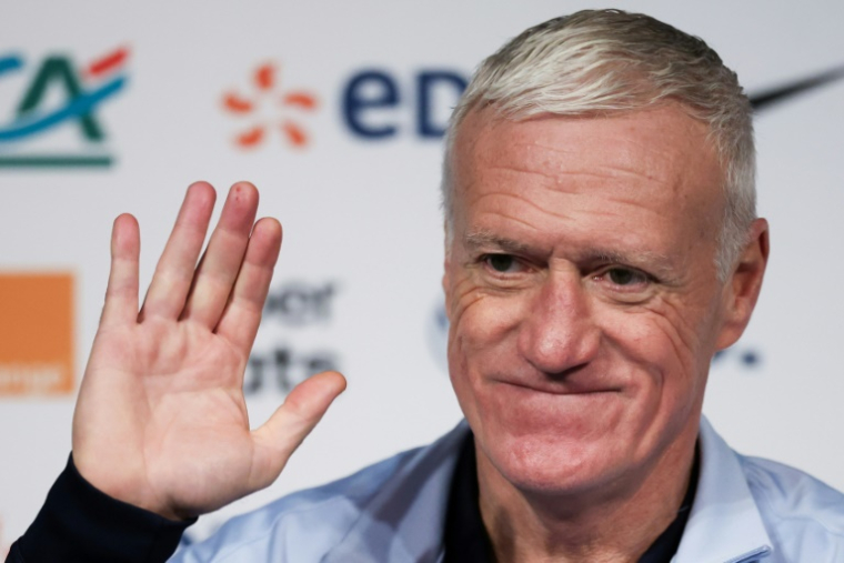 Didier Deschamps s'adresse aux journalistes durant une conférence de presse, le 12 novembre 2025 au Parc des Princes, à Paris ( AFP / Franck FIFE )
