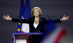 FRANCE: PÉCRESSE PROMET UNE "NOUVELLE FRANCE" À SES PARTISANS