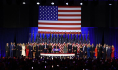 Donald Trump, s'adresse à ses partisans lors de son rassemblement à West Palm Beach