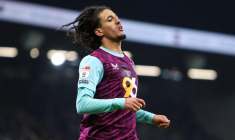 Hannibal Mejbri accuse un joueur de Preston de racisme