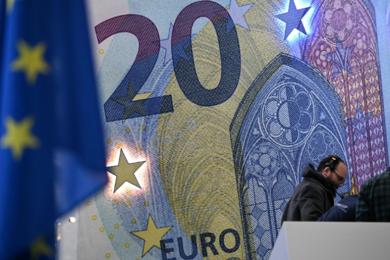 L'inflation a légèrement ralenti en décembre dans la zone euro, revenant à 2% sur un an, juste au niveau de l'objectif fixé par la BCE ( AFP / Kirill KUDRYAVTSEV )