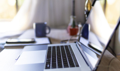 Attention à l'arnaque au faux RIB lors de vos échanges par mail.  (Pixabay / JoshuaWoroniecki)